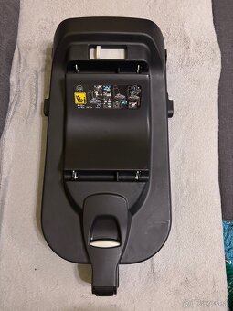 Maxi cosi vajíčko a isofix - 6