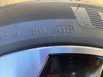 Originál hliníkové disky Nissan R20 + letné pneu - 6