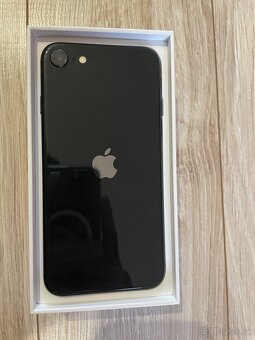 iPhone SE 2020 - 6