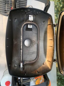 Plynový gril WEBER Q1000 + obal + kartuše - 6