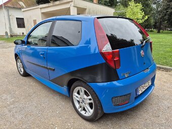 Fiat Punto 1.4 16v Sporting - 6