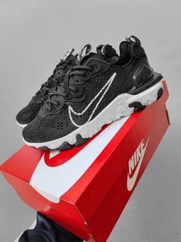 Nike React Vision Black/White - 6