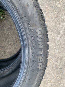 225/45 r17 zimne - 6