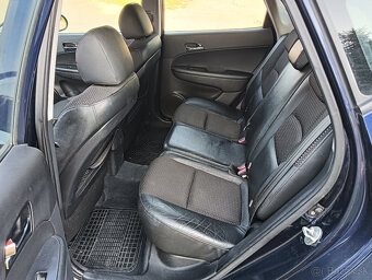 Hyundai I30 1.6 crdi 85kw r.v.2008 - 6