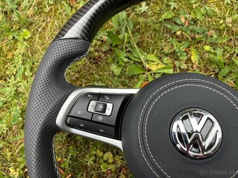 VOLKSWAGEN VOLANT KARBON + PERFOROVANA KOŽA - 6