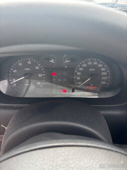 predám RENAULT Megane - 6