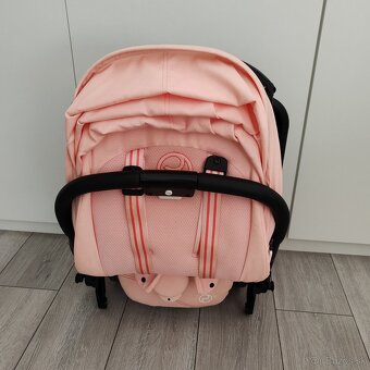 Cybex Eezy Twist S 2+ otocny - 6