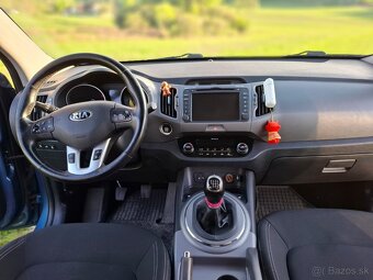KIA SPORTAGE 2.0 CRDI 4WD - 6