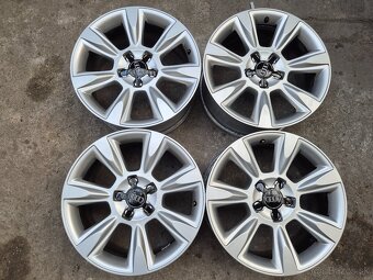 5x112 r17 ET28 x 7,5J elektróny originál AUDI - 6