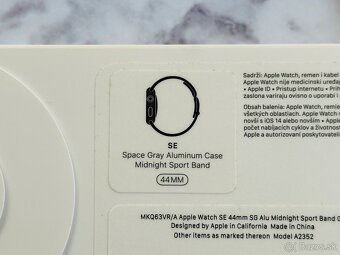 Apple Watch Series SE (1. generácie) 44 mm - 6