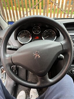 Peugeot 207 SW - 6