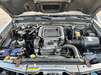 Nissan Navara D22 - 6