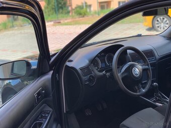 Volkswagen Golf IV 1.6B 77KW PACIFIC - 6
