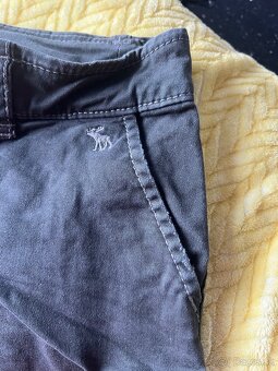 Damske kratasy A&F M - 6
