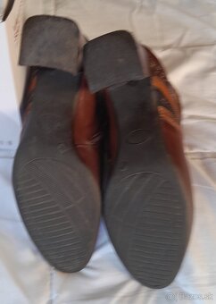 Predám dámske topánky  / čižmy - 6