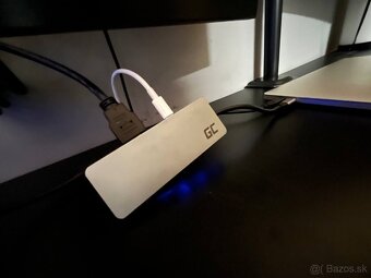 2x SAMSUNG monitory s držiakom ako celok - 6