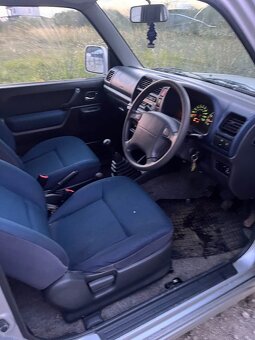 Suzuki Jimny 1.3 63kw - 6