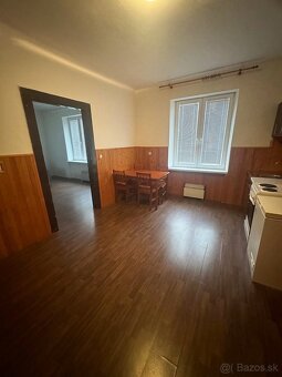 Na prenajom 2-izb. byt s rozlohou 75m2 na Zeleznicnej ulici - 6