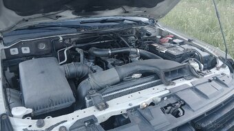 PAJERO IV 2.8 92KW - 6