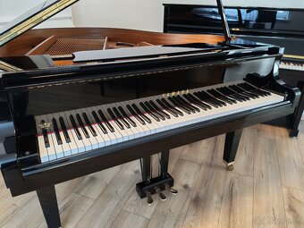 Yamaha Prestížne malé klavírne krídlo - 6
