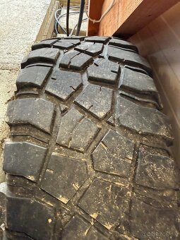 BFgoodrich mud terrain 255/70 R16 - 6