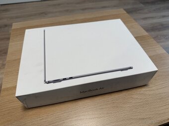 MacBook Air 13’ M3 (2024) 8GB RAM 256GB SSD - 6