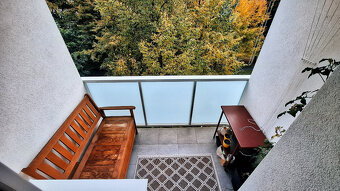 Predaj priestranný 3 izbový byt - 6