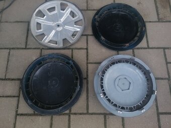 Predám 4x puklica na veterán Škoda, Lada, a iné - 6