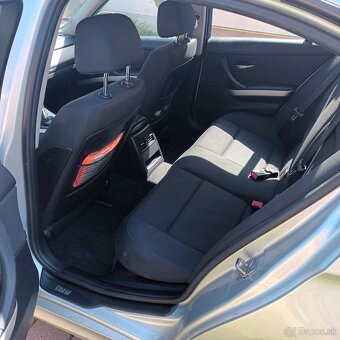 BMW 318d - 6