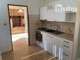 PREDAJ 1 IZBOVÝ BYT LÁNSKA, POVAŽSKÁ BYSTRICA - 6