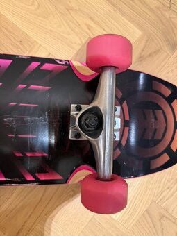 Predam UPLNE NOVY skateboard - 6