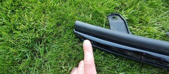 Toyota Corolla XII E21 2018 pre SEDAN - predna maska logo - 6