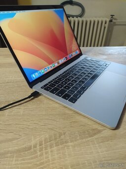 MacBook Pro 2017 13inch / 16GB/256GB Silver TOP stav - 6