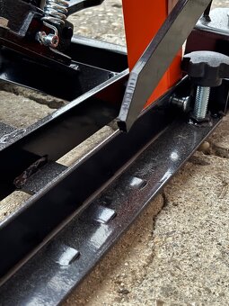 Predám hydraulický zdvihák na motorku / ATV – 680 kg - 6