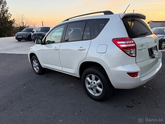 Toyota RAV4 SUV/Off-road 110kw Manuál - 6