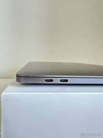 Apple Macbook Pro 2017 • 13" • i7 • 16GB • 500GB • TOUCHBAR - 6