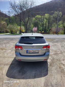 Toyota Avensis T27 - 6