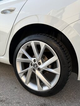 Škoda Scala 1.6 TDI 85kw DSG STYLE CarPlay,Matrix,R18 - 6