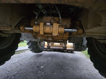 CAT traktorbager 444F2 - 6