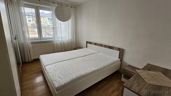 2-IZB. BYT S BALKÓNOM, VYHRIEVANOU GARÁŽOU a ZÁHRADOU - 6