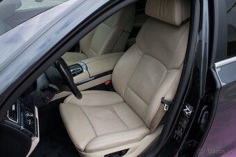 BMW Rad 7 750i 4.4 V8 - 6