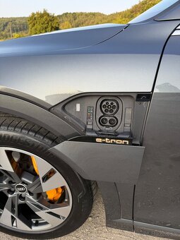 Audi e-tron 50 quattro S line Sportback - 6
