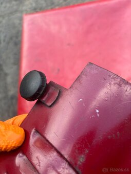 Jawa 555/550 parez dvierka prsičok + šrob - 6