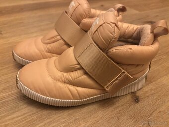 NWT Sorel Out N About Puffy Boot High Top Sneaker Waterproof - 6