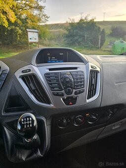 Ford Tourneo Custom - 6