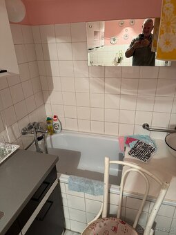 Garzonka na predaj - 6