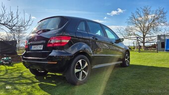 Mercedes Benz B - 6
