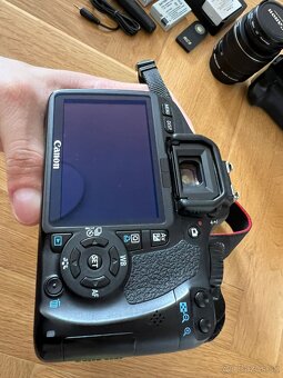 📷 Canon EOS 550D + 2 objektívy + príslušenstvo (skvelý mix) - 6