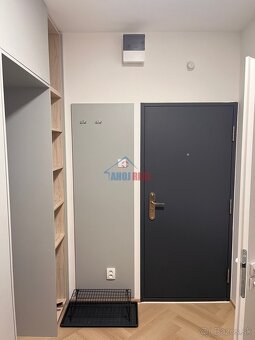 NÁBREŽIE DUNAJA, 2-IZB, STARÉ MESTO - 6
