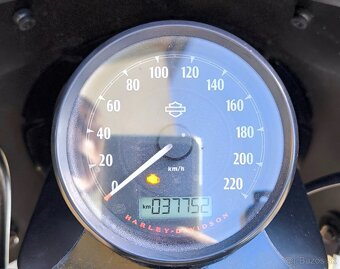 Harley-Davidson Sportster Iron 883 Top stav - 6